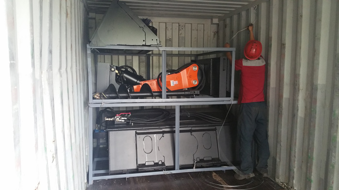 沃爾華集團一批滑移裝載機出口南美 沃爾華集團一批滑移裝載機出口南美