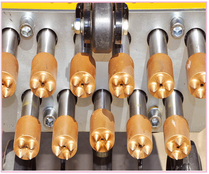 沃爾華混凝土鑿毛機(jī)產(chǎn)品細(xì)節(jié) 沃爾華混凝土鑿毛機(jī)產(chǎn)品細(xì)節(jié)