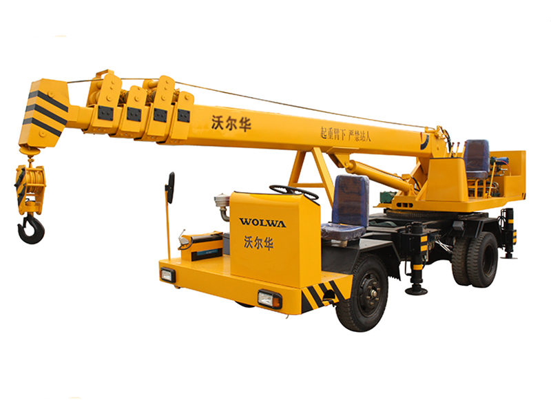 4噸自制底盤GNQY-Z4型吊車產品實物圖 4噸自制底盤GNQY-Z4型吊車產品實物圖