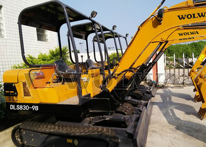 DLS830-9B小型履帶式液壓挖掘機 DLS830-9B小型履帶式液壓挖掘機